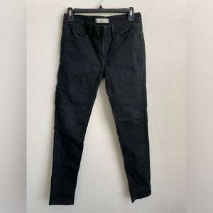 levi’s black legging jeans